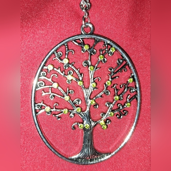 Paparazzi TREE OF LIFE necklace with earrings. Long chain that can be shortened. - Picture 1 of 4